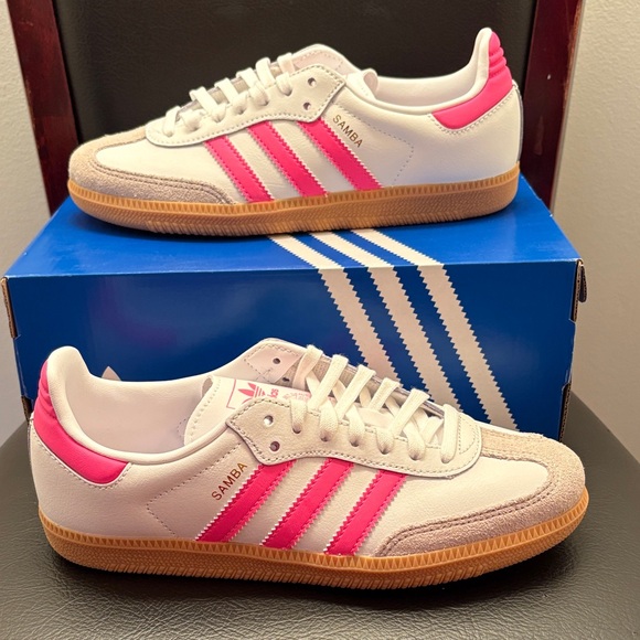 New Adidas Samba White and Pink Girl’s Shoes Size 5
